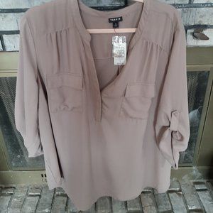 NWT Taupe Torrid Blouse